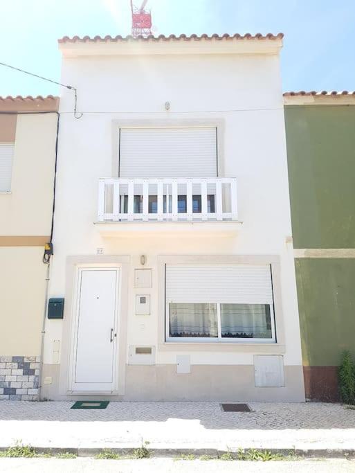 Casa De Praia Acolhedora/ Cosy Beach House Marinha das Ondas Esterno foto